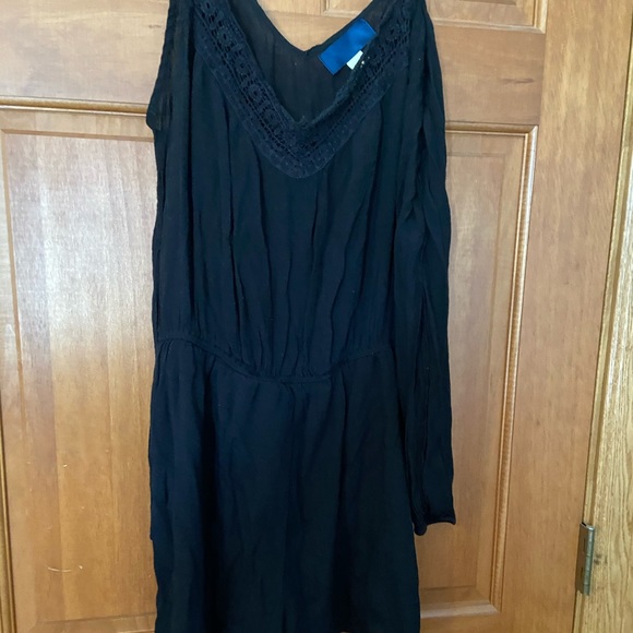 Romper - Picture 1 of 3